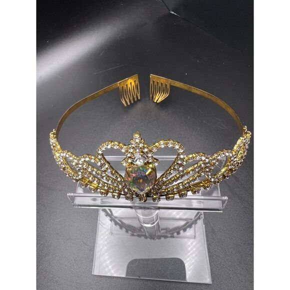 Rainbow Tiara - Picture 5 of 11